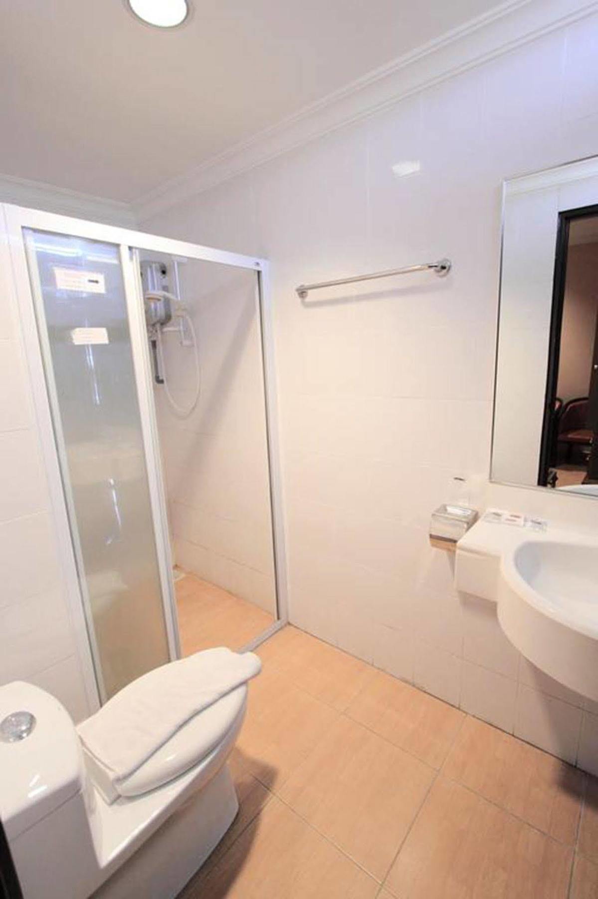 Grandpa Hotel Port Dickson Bagian luar foto