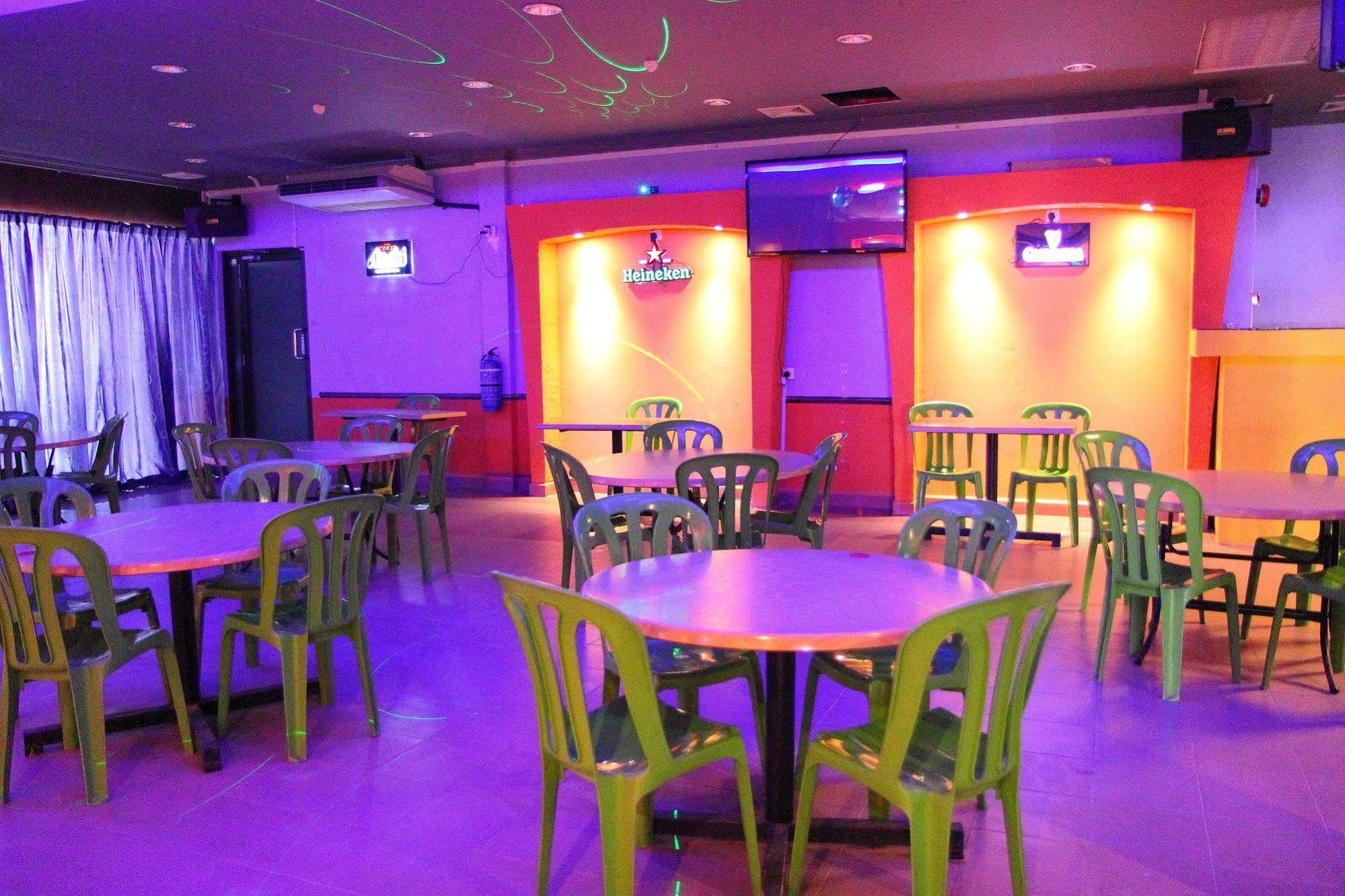 Grandpa Hotel Port Dickson Bagian luar foto