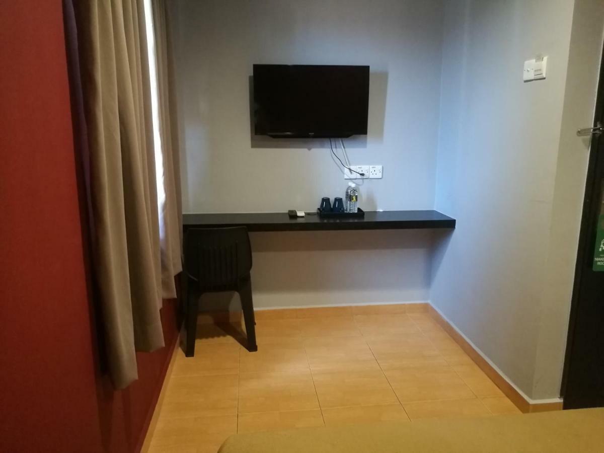 Grandpa Hotel Port Dickson Bagian luar foto