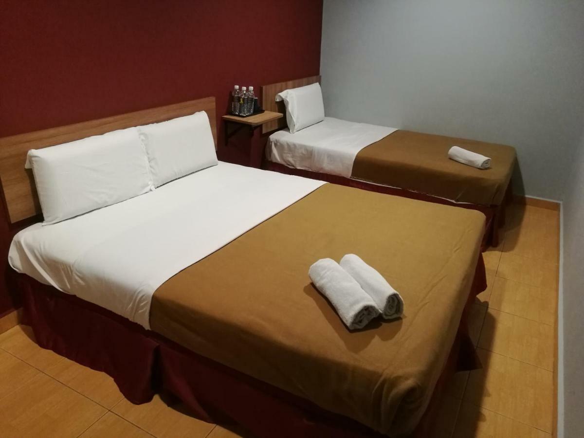 Grandpa Hotel Port Dickson Bagian luar foto