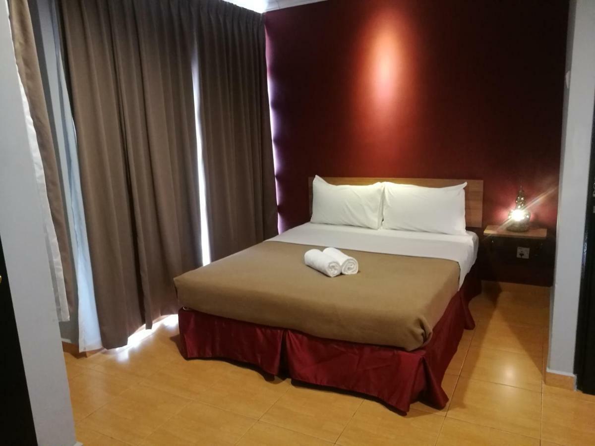 Grandpa Hotel Port Dickson Bagian luar foto
